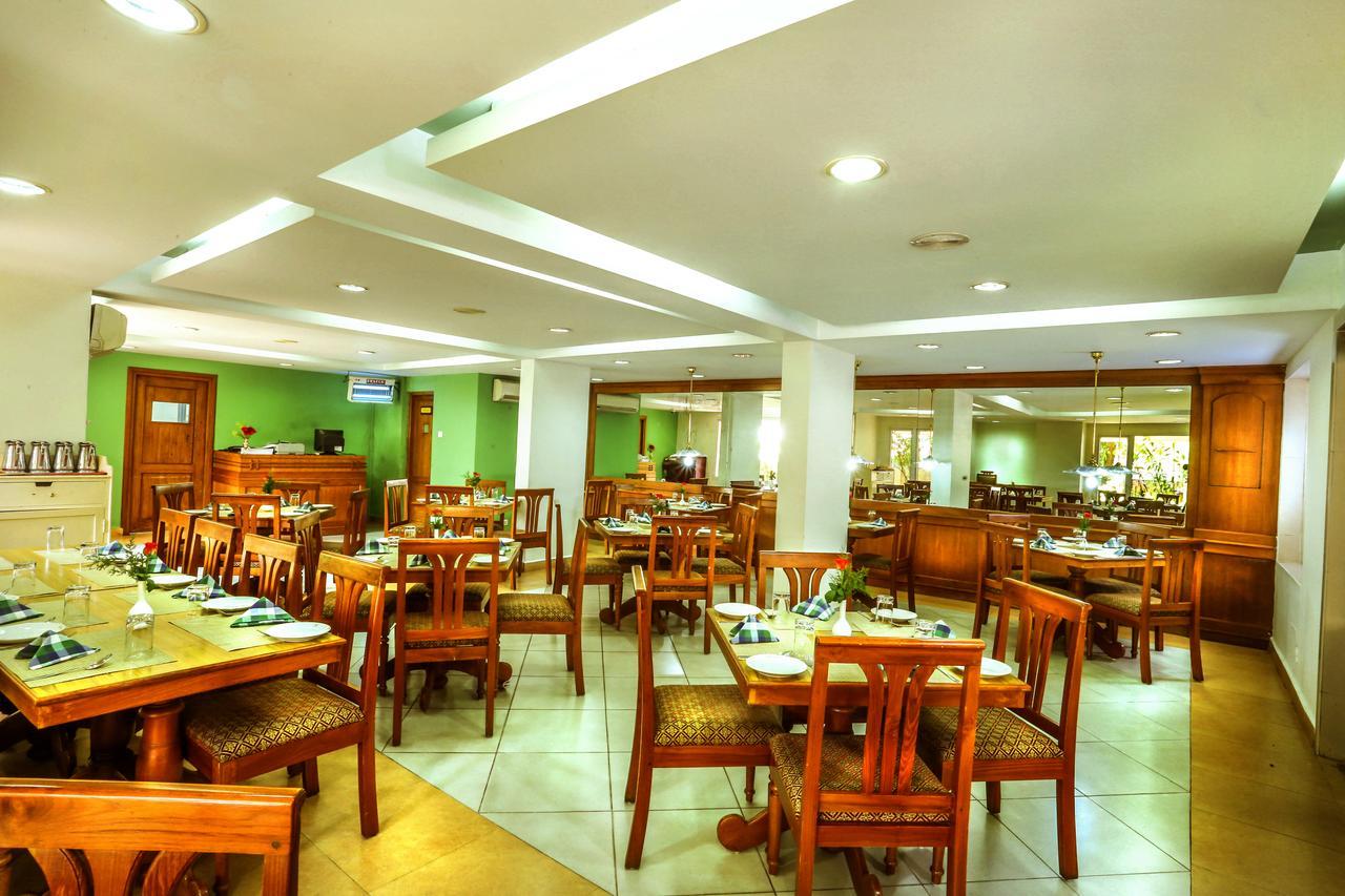 Krishna Inn Guruvāyūr Εξωτερικό φωτογραφία